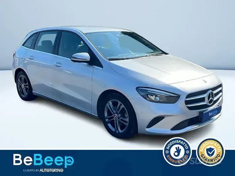 Usata Mercedes B180 116 CV (85 kW) 2019 Grigio Utilitaria