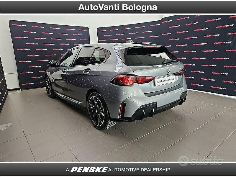 Usata BMW 120 M Sport 170 CV (125 kW) 2025 Grigio Utilitaria