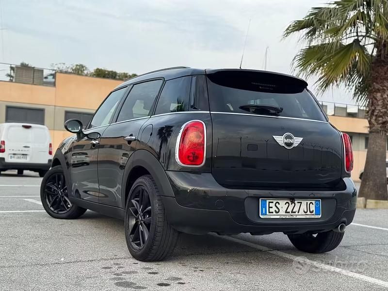 Usata Mini Countryman 112 CV (82 kW) 2013 Nero SUV