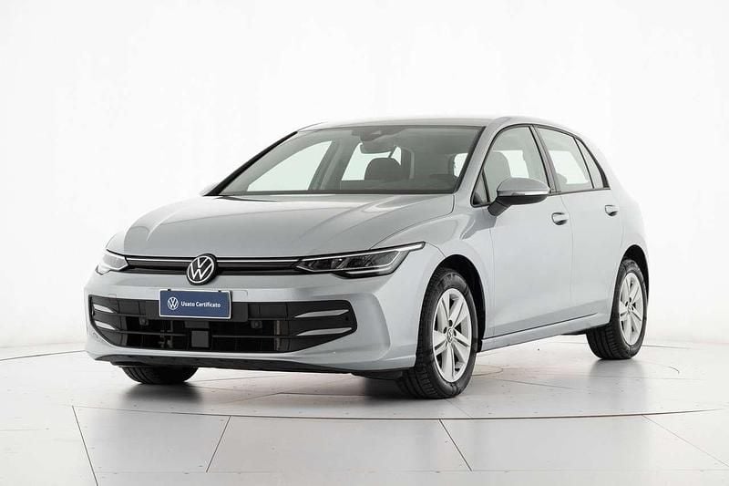 Usata VW Golf VIII Life 116 CV (85 kW) 2025 Argento Berlina
