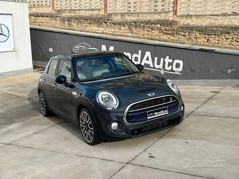 Usata Mini Cooper SD Hype 170 CV (125 kW) 2018 Grigio Utilitaria