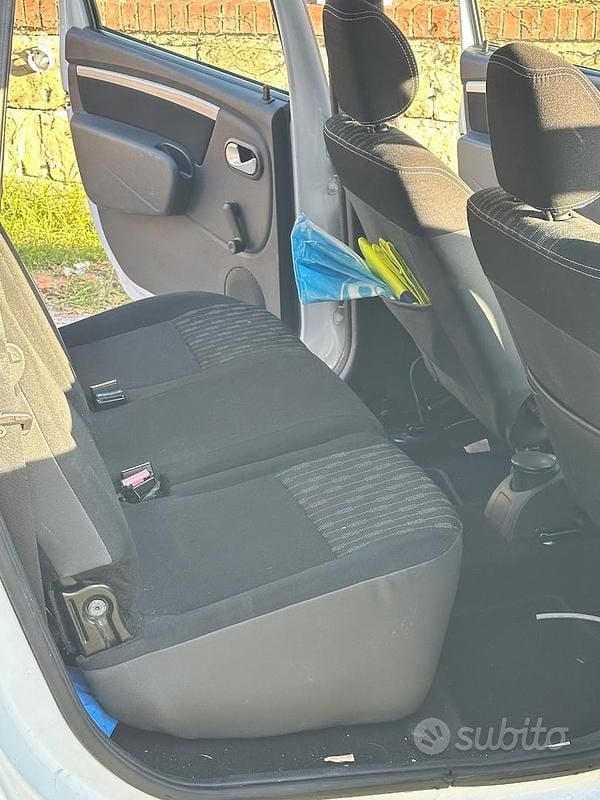 Usata Dacia Duster 2012 Bianco Station wagon