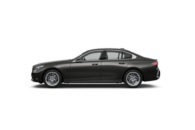 Usato 2023 BMW 520 2.0 El_Hybrid 197 CV (89.124 €)