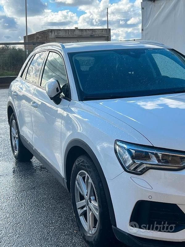 Usata Audi Q3 Advanced 150 CV (110 kW) 2019 Bianco SUV