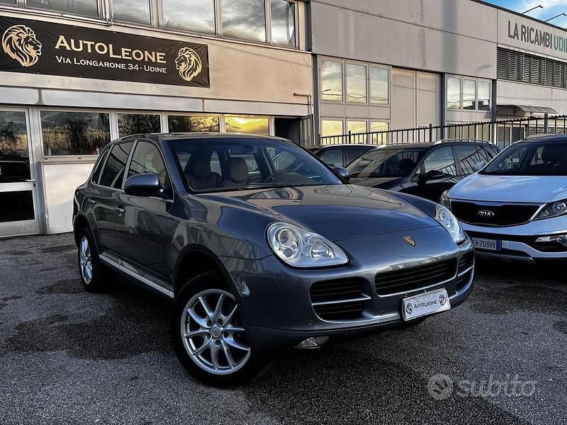 Usata Porsche Cayenne 250 CV (183 kW) 2006 Grigio SUV