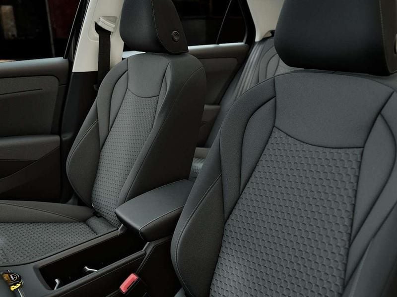 Nuova VW T-Roc Life 116 CV (85 kW) 2026 Grenadill black metallizzato SUV