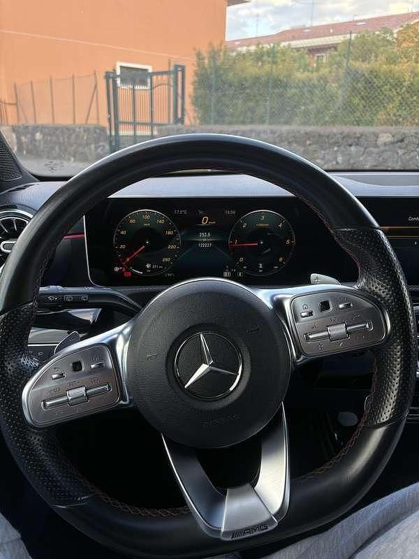 Usata Mercedes A180 AMG line 116 CV (85 kW) 2018 Berlina