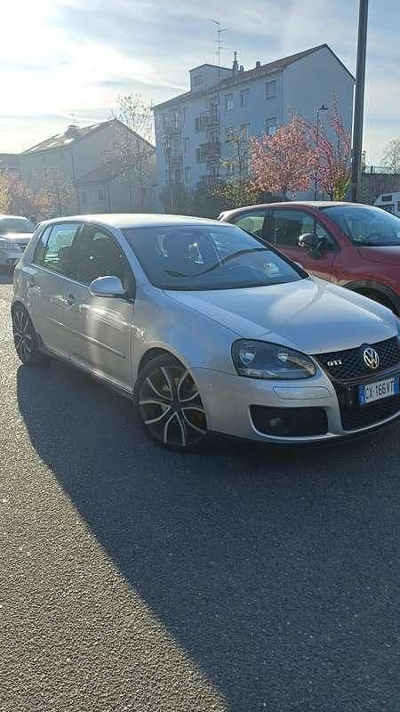 Usado VW Golf IV GTI 200 CV (147 kW) 2005 Berlina
