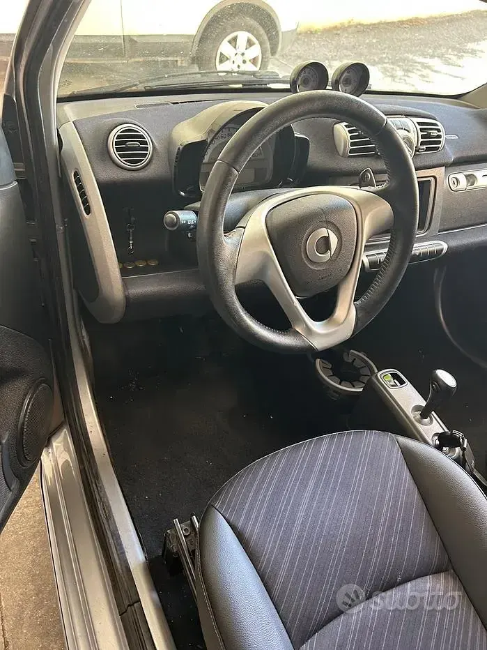 Usata Smart ForTwo Coupé Pulse 71 CV (52 kW) 2011 Grigio Coupé