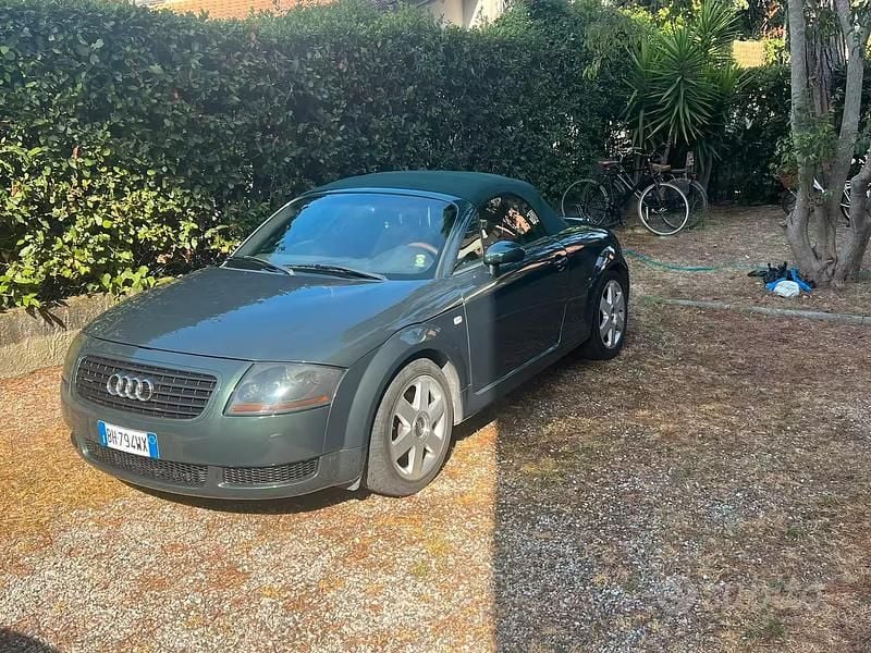 Usata Audi TT 225 CV (165 kW) 2000 Verde Coupé