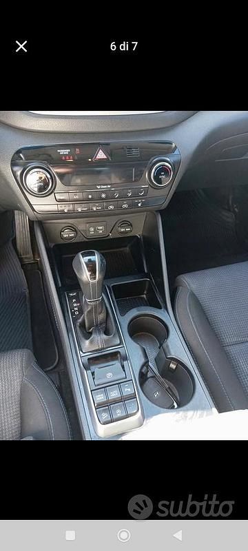 Usata Hyundai Tucson Xpossible 141 CV (103 kW) 2016 Argento SUV