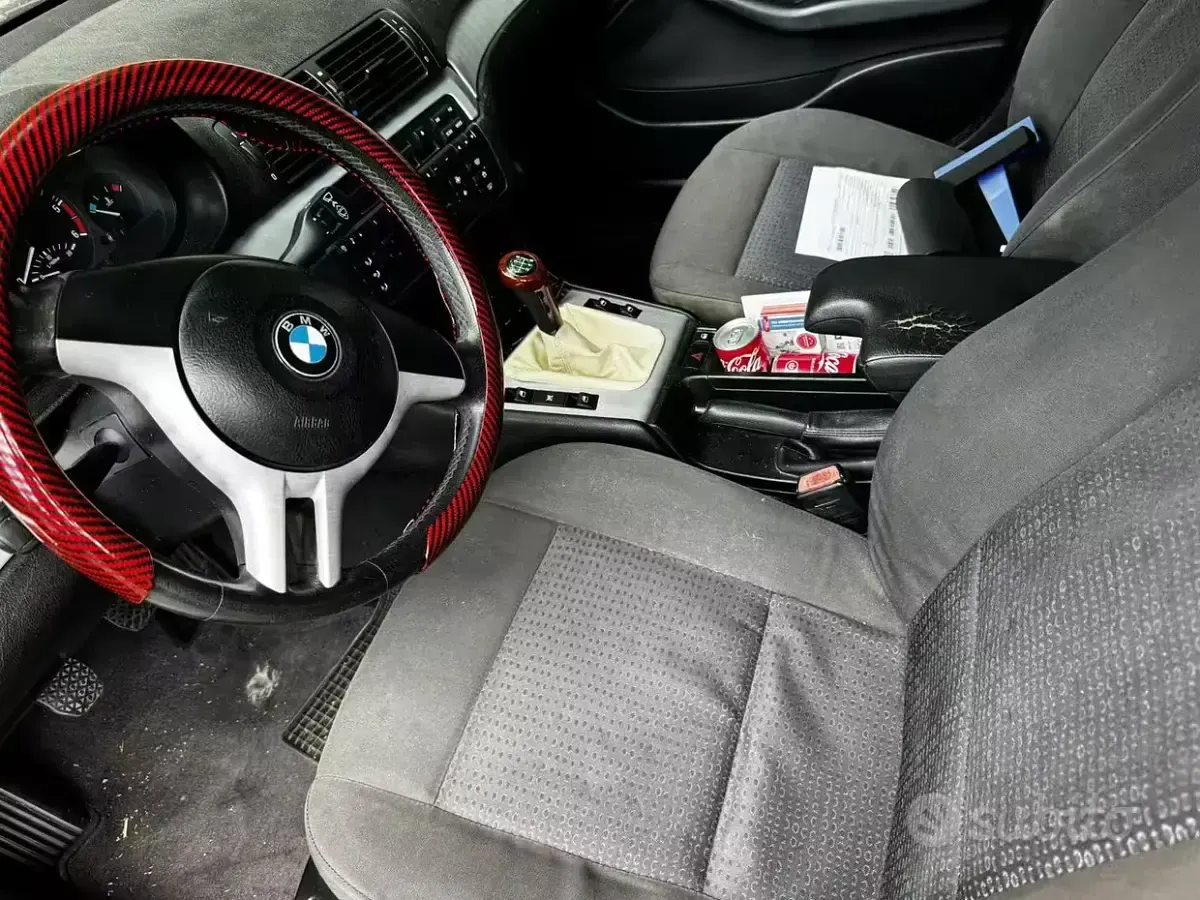 Usata BMW 320 150 CV (110 kW) 2004 Nero Berlina