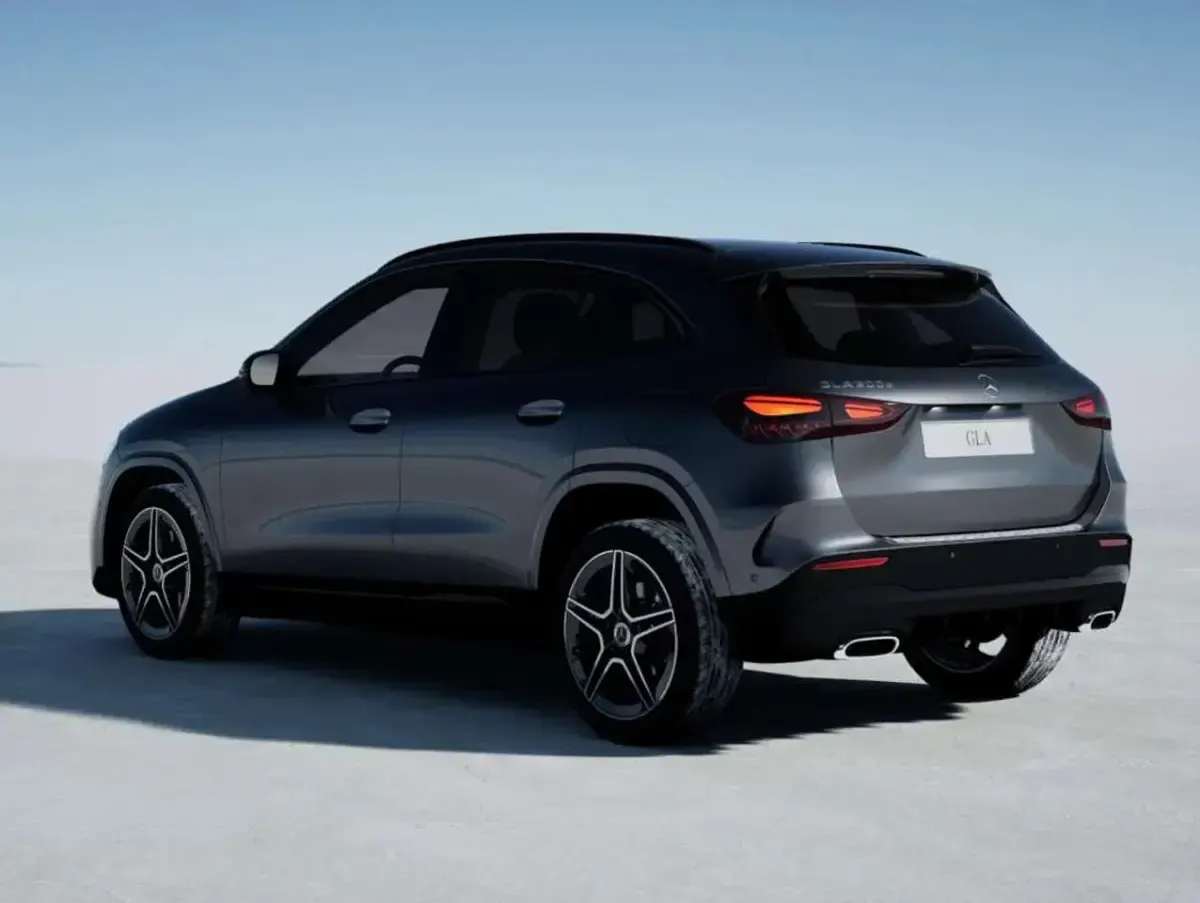 Nuova Mercedes GLA200 150 CV (110 kW) 2025 Nero SUV