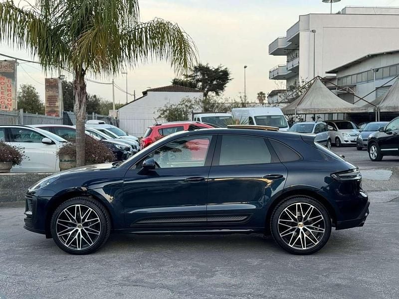 Usata Porsche Macan 265 CV (194 kW) 2023 Blu/azzurro SUV