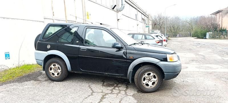 Usata Land Rover Freelander 2000 Nero SUV