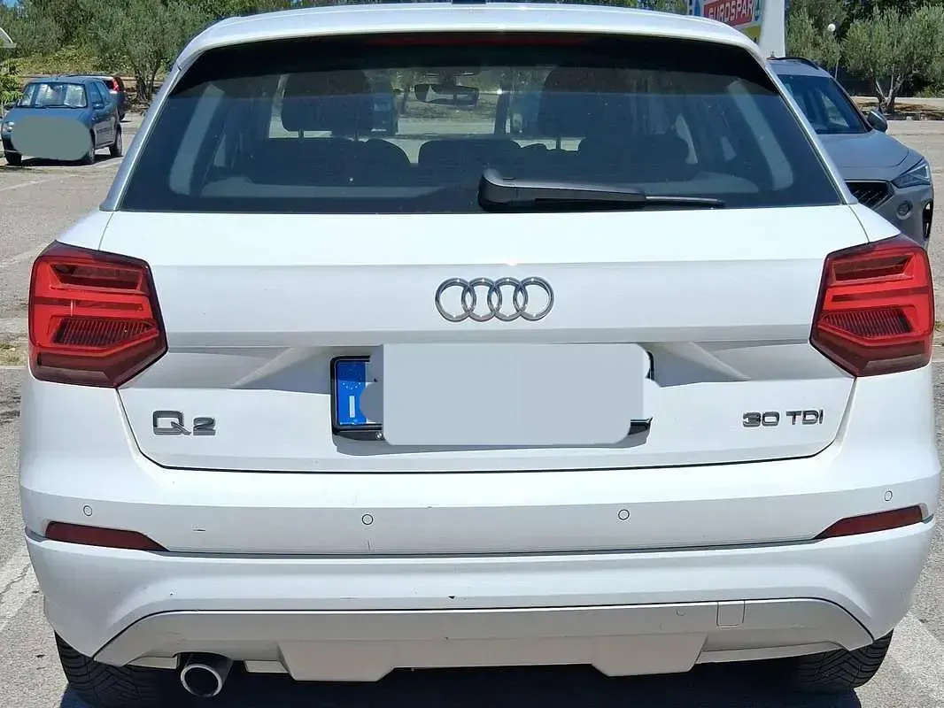 Usata Audi Q2 Ambiente 116 CV (85 kW) 2019 Bianco SUV
