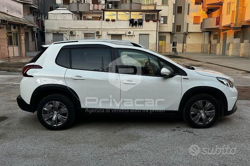 Usata Peugeot 2008 Signature Sky 101 CV (74 kW) 2019 Bianco SUV