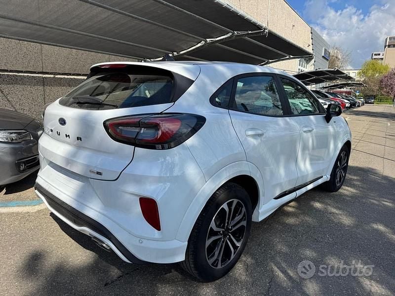 Usata Ford Puma ST-Line 125 CV (91 kW) 2023 Bianco metallizzato SUV