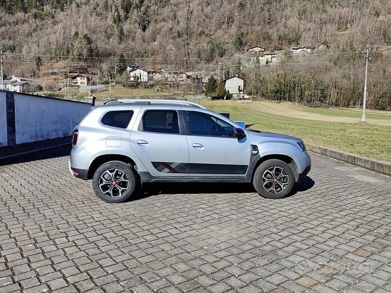 Usata Dacia Duster 116 CV (85 kW) 2021 Argento SUV