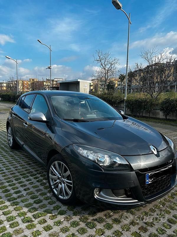 Usata Renault Mégane GT Line GT-Line 110 CV (80 kW) 2011 Grigio Berlina