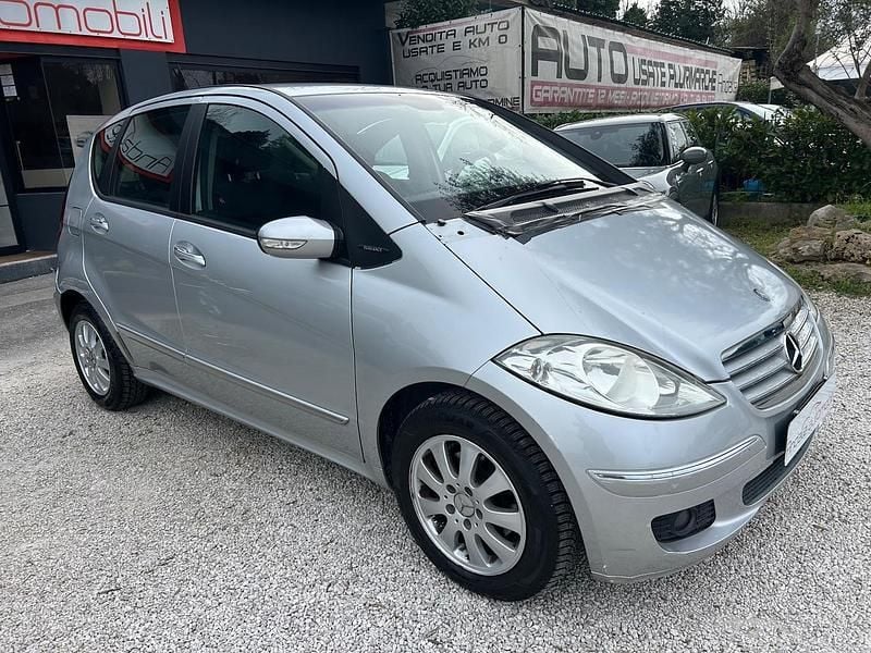 Usata Mercedes A160 Elegance 82 CV (60 kW) 2006 Argento Berlina