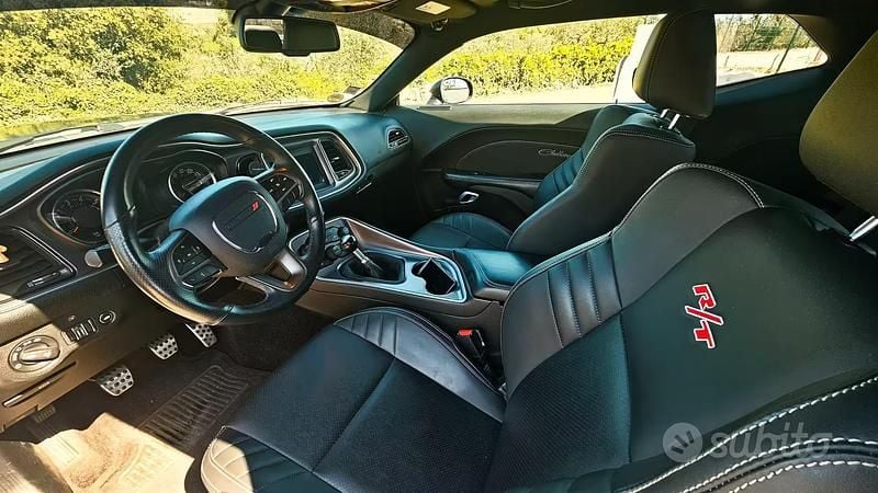 Usata Dodge Challenger 375 CV (275 kW) 2019 Verde Coupé