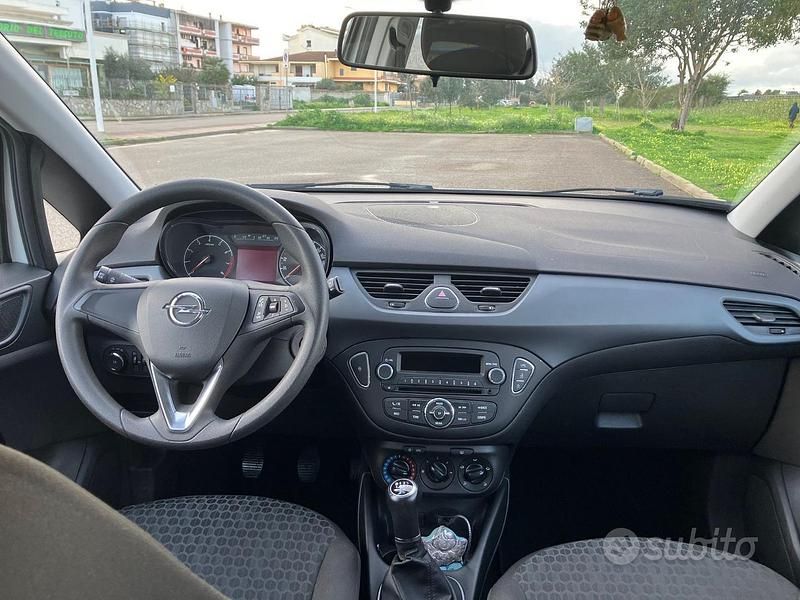 Usata Opel Corsa 2018 Bianco Utilitaria