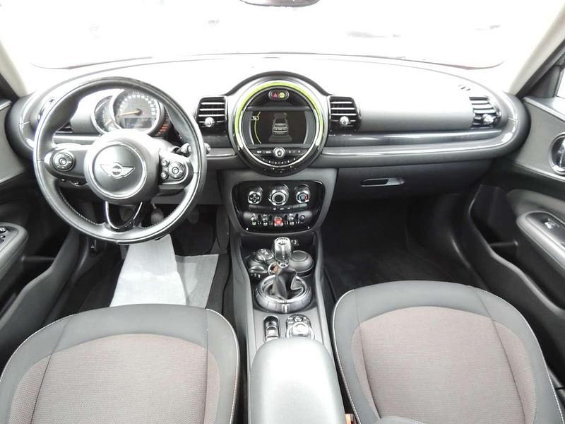 Usata Mini One D Clubman Business 116 CV (85 kW) 2017 Nero metallizzato Station wagon