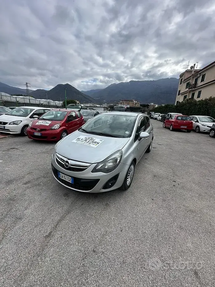 Usata Opel Corsa Edition 85 CV (62 kW) 2014 Grigio Utilitaria