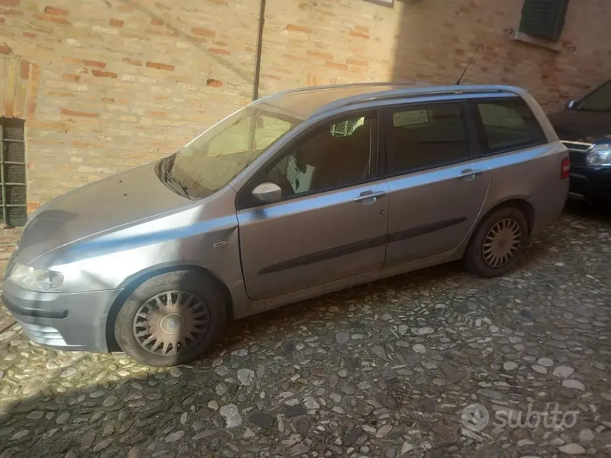 Usata Fiat Stilo 120 CV (88 kW) 2008 Grigio Station wagon
