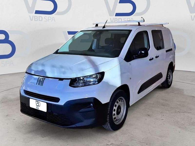 Bianco Nuova 2025 Fiat Doblò Monovolume | 21.150 € - Immagine 1/4
