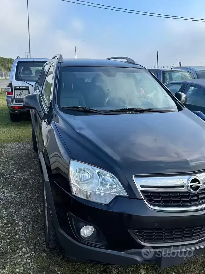 Usata Opel Antara 163 CV (119 kW) 2012 Nero SUV