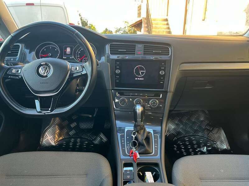 Blu/azzurro Usata 2019 VW Golf VII Tre volumi | 15.500 € (Ottimo prezzo) - Immagine 1/4