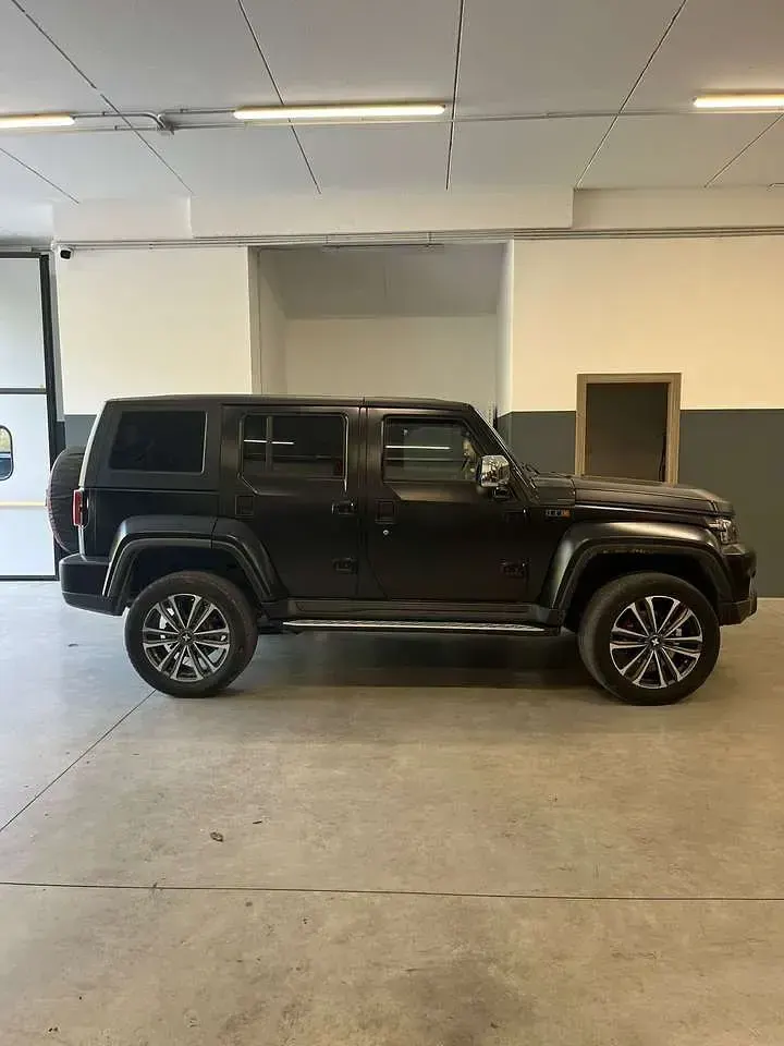Usata ICH-X K2 162 CV (119 kW) 2023 Nero SUV