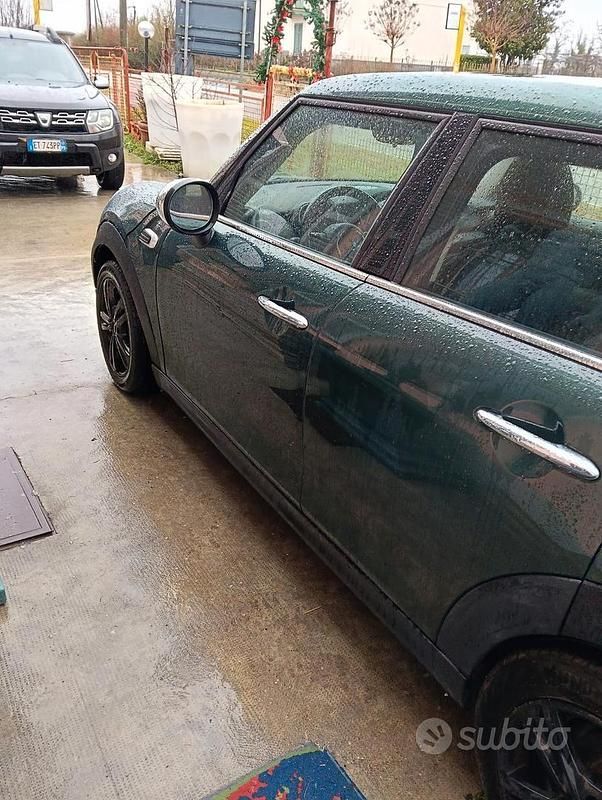 Usata Mini One D Clubman 2017 Verde Station wagon