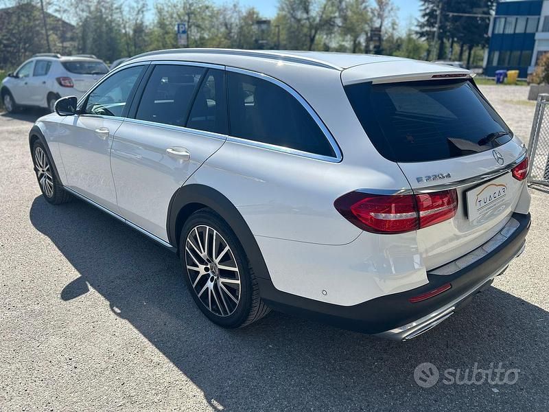 Usata Mercedes E220 Premium Plus 194 CV (142 kW) 2019 Bianco Station wagon