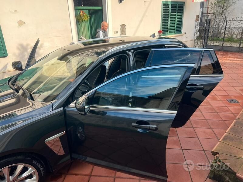 Usata Jaguar XF Sportbrake Premium Luxury 200 CV (147 kW) 2014 Nero Station wagon