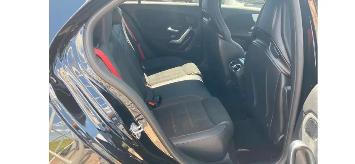 Usata Mercedes A35 AMG Premium Plus 306 CV (225 kW) 2023 Berlina