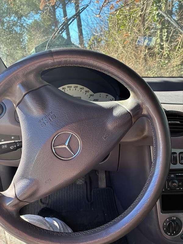 Usata Mercedes A140 Elegance 82 CV (60 kW) 2003 Grigio Monovolume