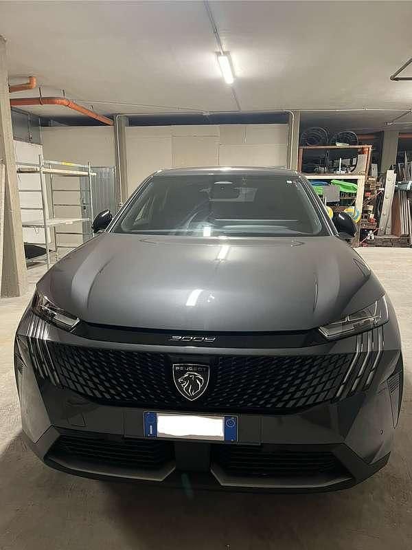 Usata Peugeot 3008 Allure 136 CV (100 kW) 2024 SUV