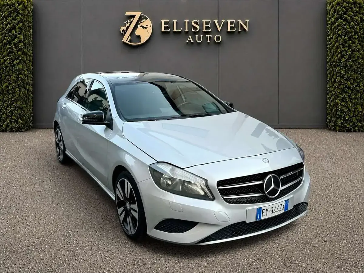 Usata Mercedes A180 Executive 109 CV (80 kW) 2016 Argento Utilitaria