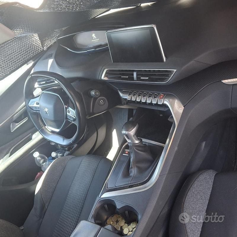 Usata Peugeot 3008 131 CV (96 kW) 2018 Bianco SUV