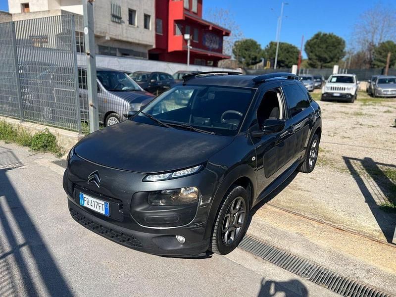 Grigio Usata 2016 Citroën C4 Shine SUV | 5900 € (Ottimo prezzo) - Immagine 1/4