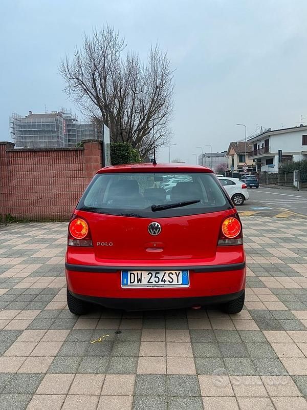 Usata VW Polo 60 CV (44 kW) 2009 Rosso Utilitaria
