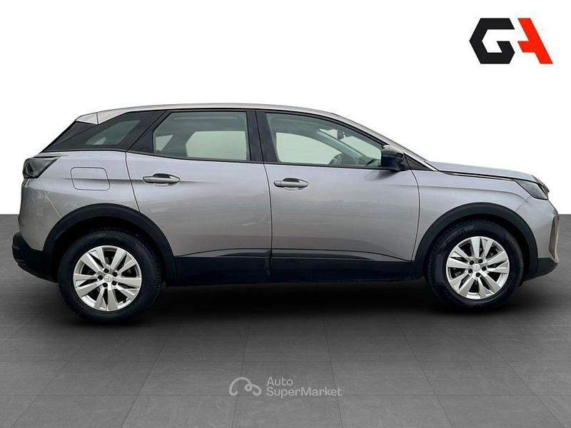 Usata Peugeot 3008 Active 131 CV (96 kW) 2022 Grigio SUV