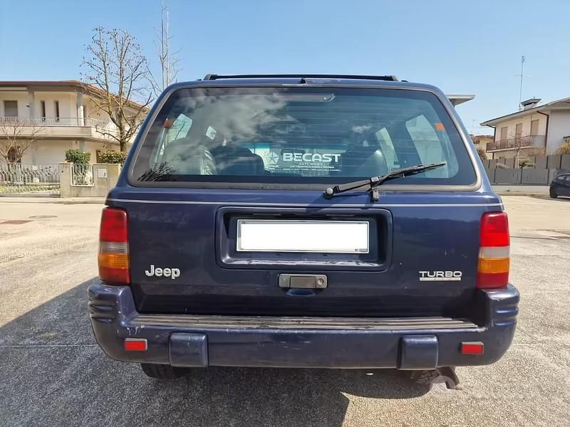 Usata Jeep Grand Cherokee 116 CV (85 kW) 1997 Blu SUV
