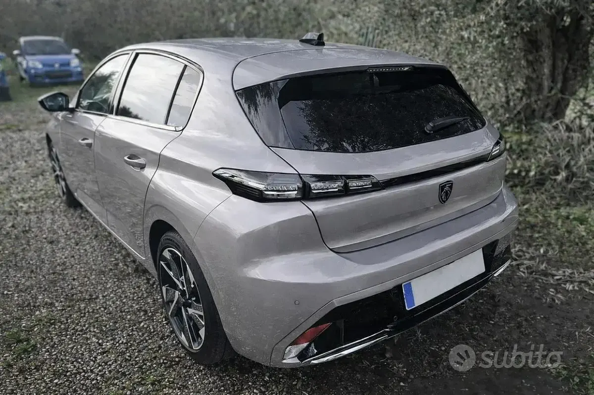 Usata Peugeot 308 Allure 131 CV (96 kW) 2023 Grigio Berlina