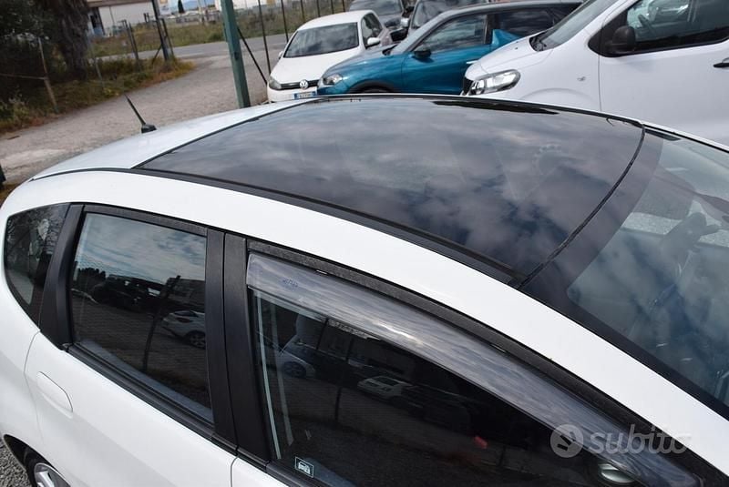 Usata Honda Jazz Exclusive 99 CV (72 kW) 2009 Bianco Utilitaria