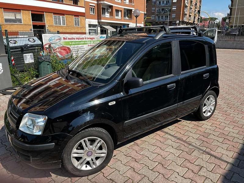 Usata Fiat Panda Dynamic 69 CV (50 kW) 2006 Nero Utilitaria