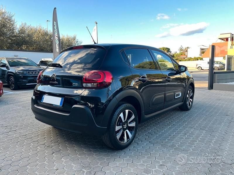 Usata Citroën C3 PureTech 110 CV (80 kW) 2024 Nero Berlina